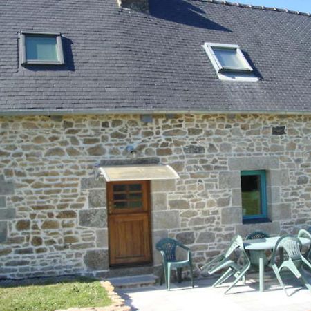 Captivating 2-Bed House With Log Burner In Kérien Екстериор снимка