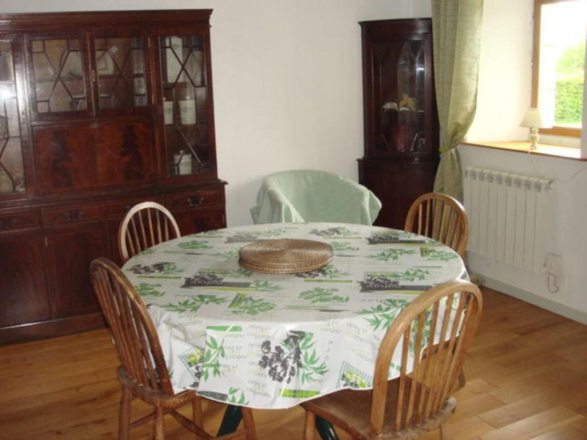 Captivating 2-Bed House With Log Burner In Kérien Екстериор снимка