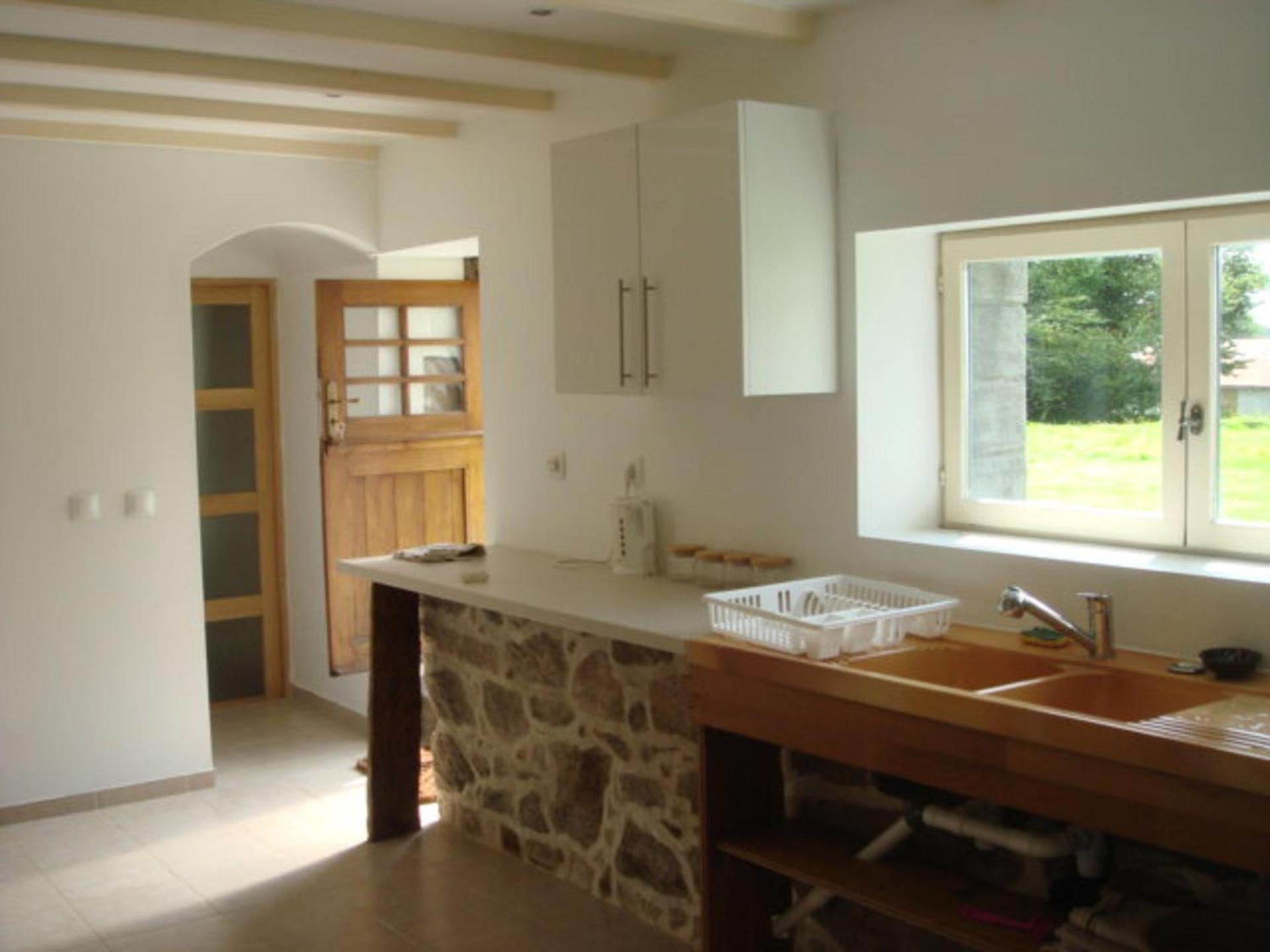 Captivating 2-Bed House With Log Burner In Kérien Екстериор снимка