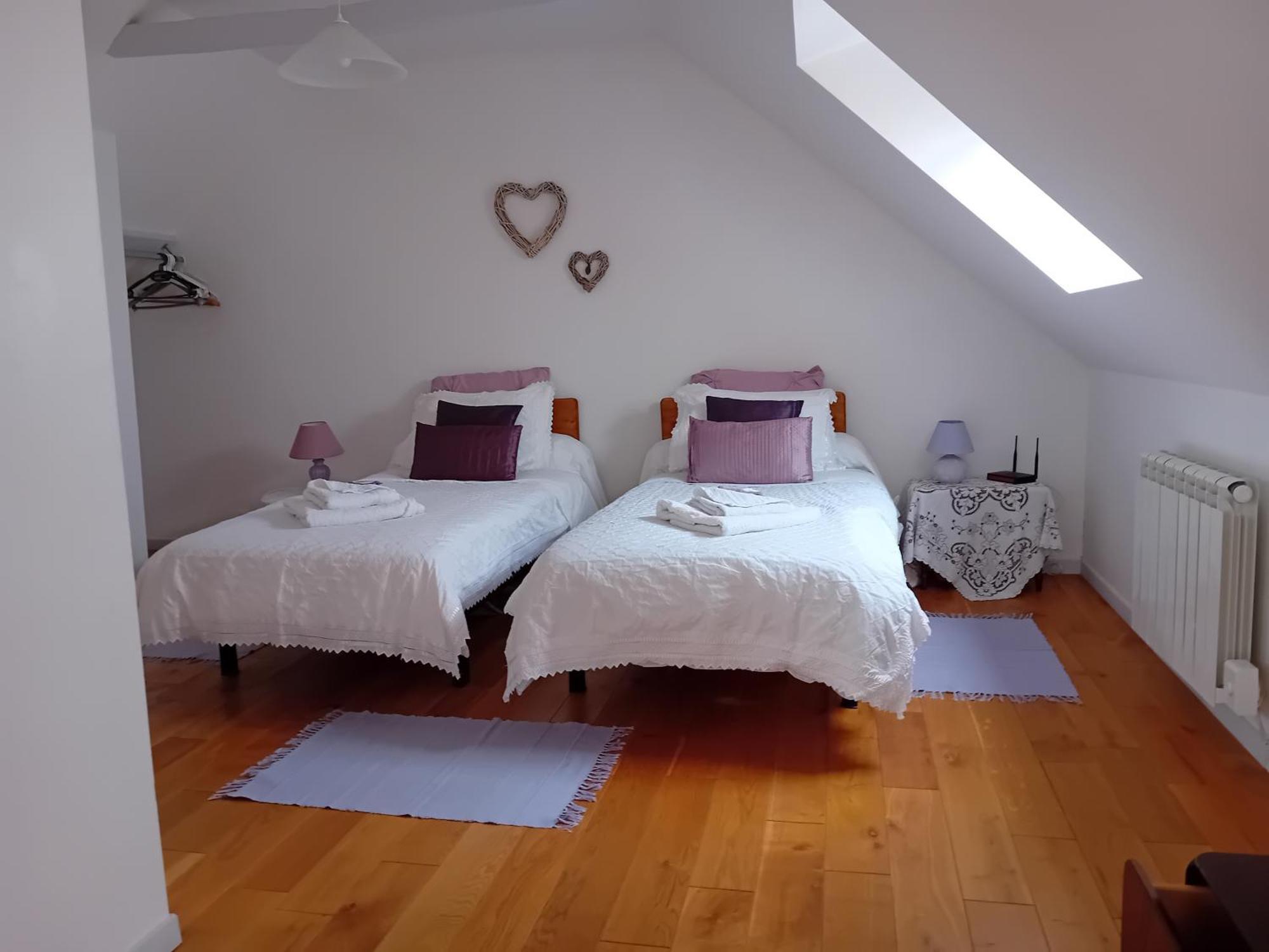 Captivating 2-Bed House With Log Burner In Kérien Екстериор снимка